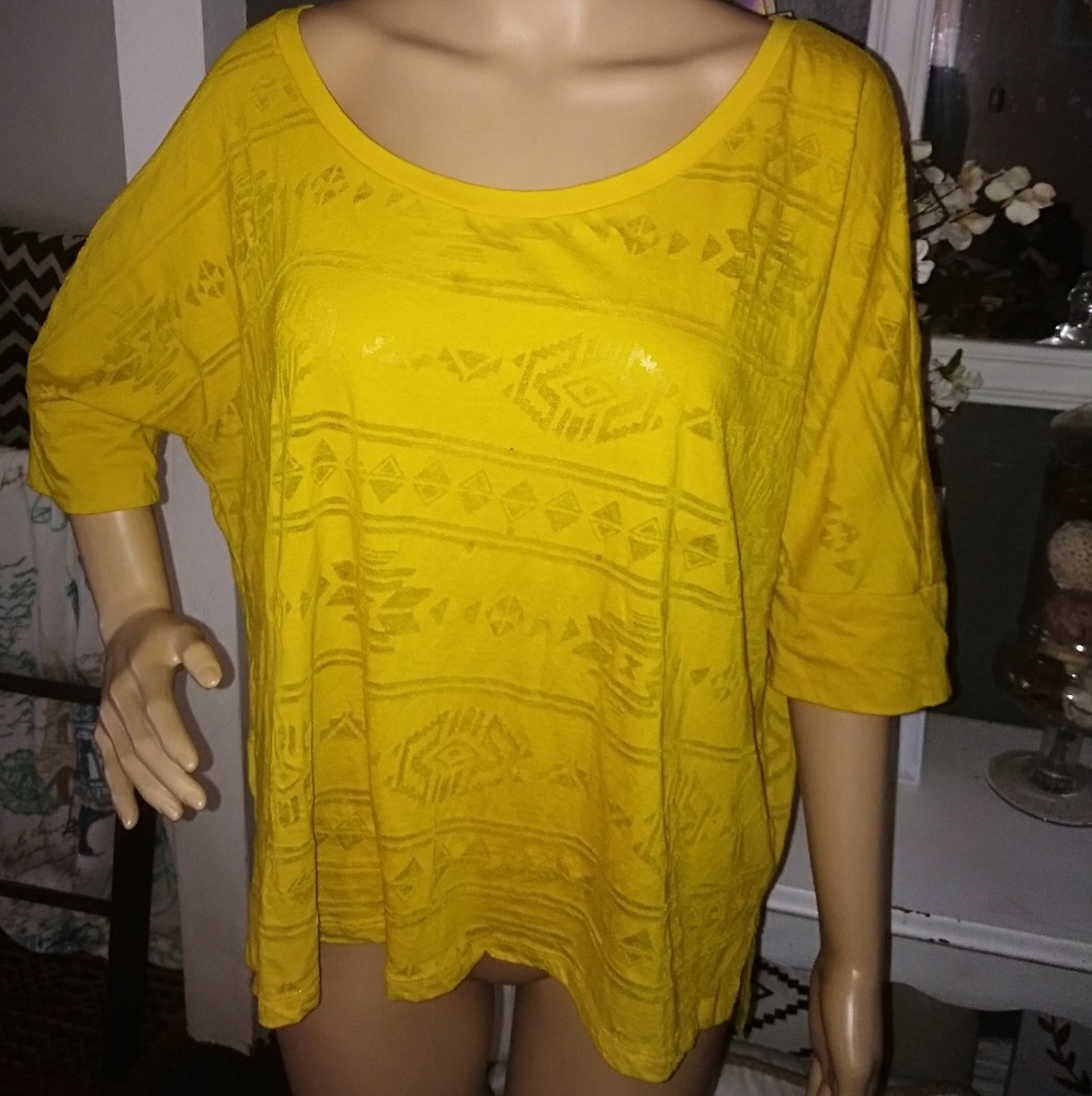 Old Navy yellow top